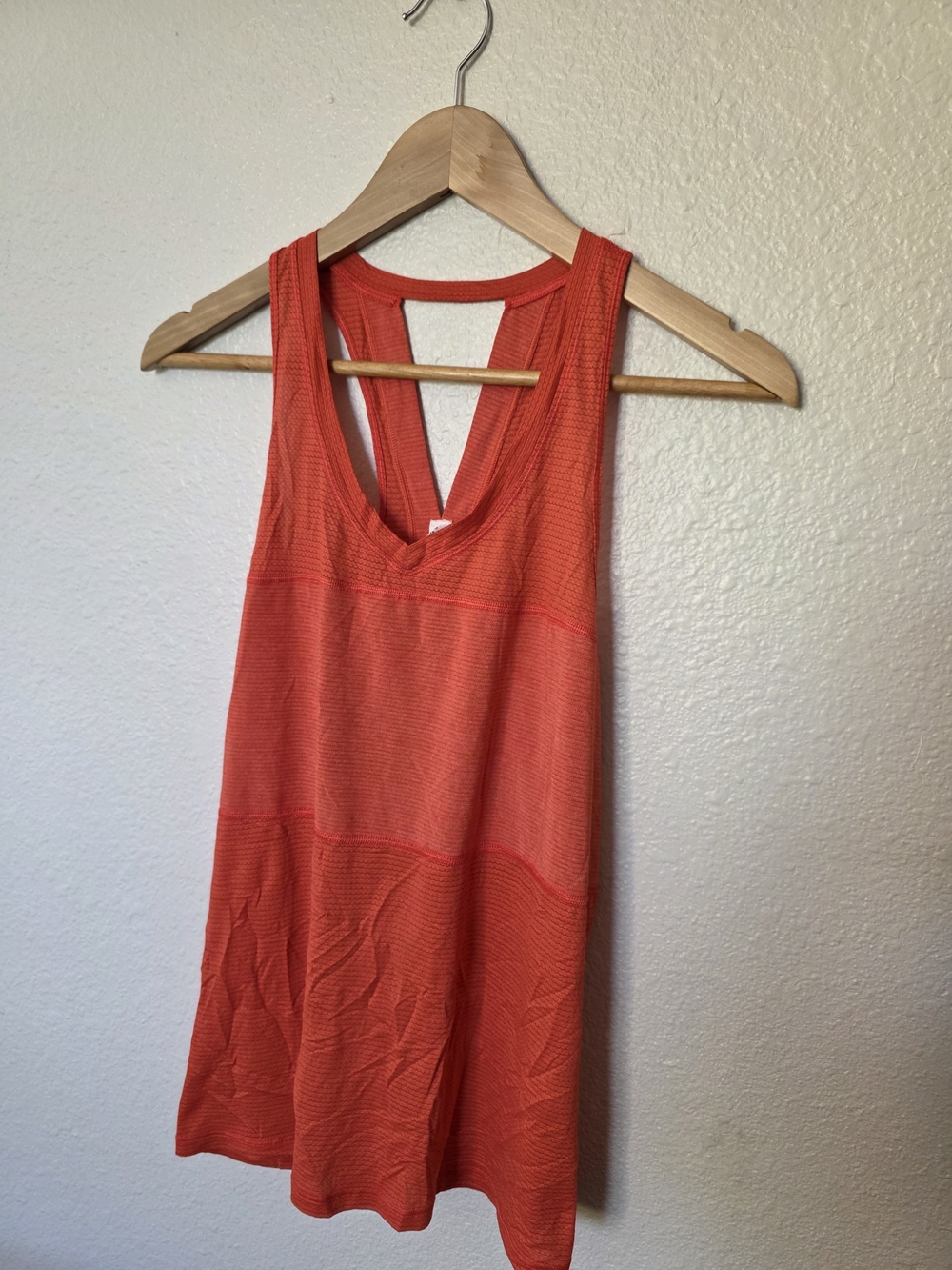 lululemon athletica Pedal to the Medal singlet, size 8